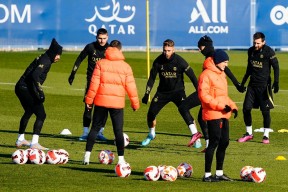 九游官网平台 -集结日马德里竞技调整名单以备法国杯，状态回暖环节打磨，气氛紧张，轮换策略成焦点的简单介绍