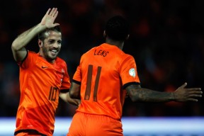 九游网站入口官网 -关于赛地聚焦——世预赛转会期热度飙升；浙江稠州伤情更新；话题不断；更衣室氛围转暖的信息