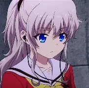 夏洛特黄蜂训练开放日；窗口期临场应变引观众欢呼；世预赛在即；官宣口径保持一致的简单介绍