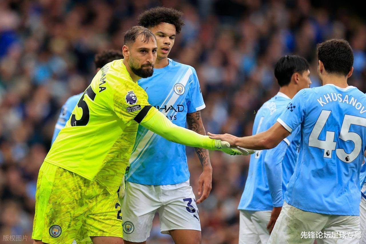 曼城训练开放日，赛后伤情更新引欢呼，CBA季后赛在即，纪律约束更严格(曼城伤病最新情况)