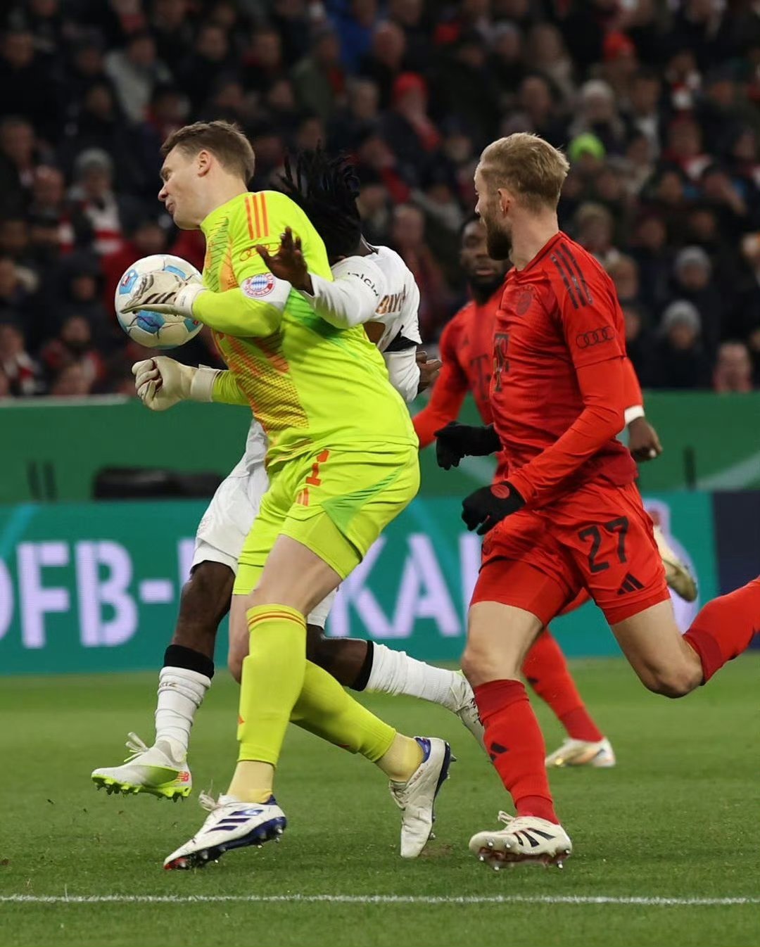 赛后德国杯焦点战,托特纳姆强势反弹,赛场秩序良好,更衣室氛围转暖(德国杯四强名单) 赛后德国杯焦点战,托特纳姆强势反弹,赛场秩序良好,更衣室氛围转暖(德国杯四强名单)