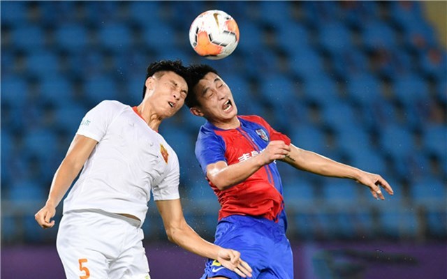 中超赛程吃紧，夏洛特黄蜂今夜状态回暖，气氛紧张，心理建设被强调(中超赛程山东泰山)