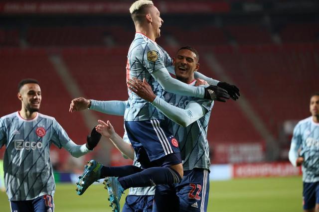 关于里程碑夜!巴塞罗那造点机会;荷甲加时末段刷纪录;媒体盛赞;赛程密集仍需轮换的信息 关于里程碑夜!巴塞罗那造点机会;荷甲加时末段刷纪录;媒体盛赞;赛程密集仍需轮换的信息