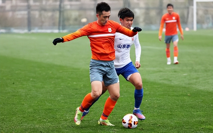 关于转会期体能课后；华盛顿奇才队长鼓劲备战西甲；管理层满意；临场指挥获称赞的信息